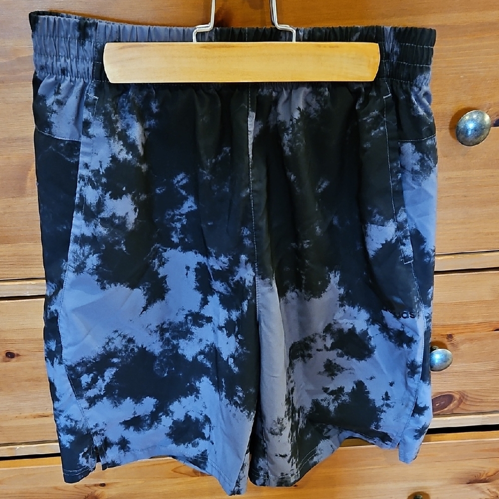 adidas Boy's 14/16 Black and Gray Athletic Shorts w/pockets